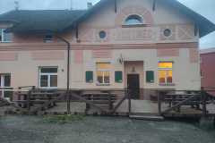 hostinec